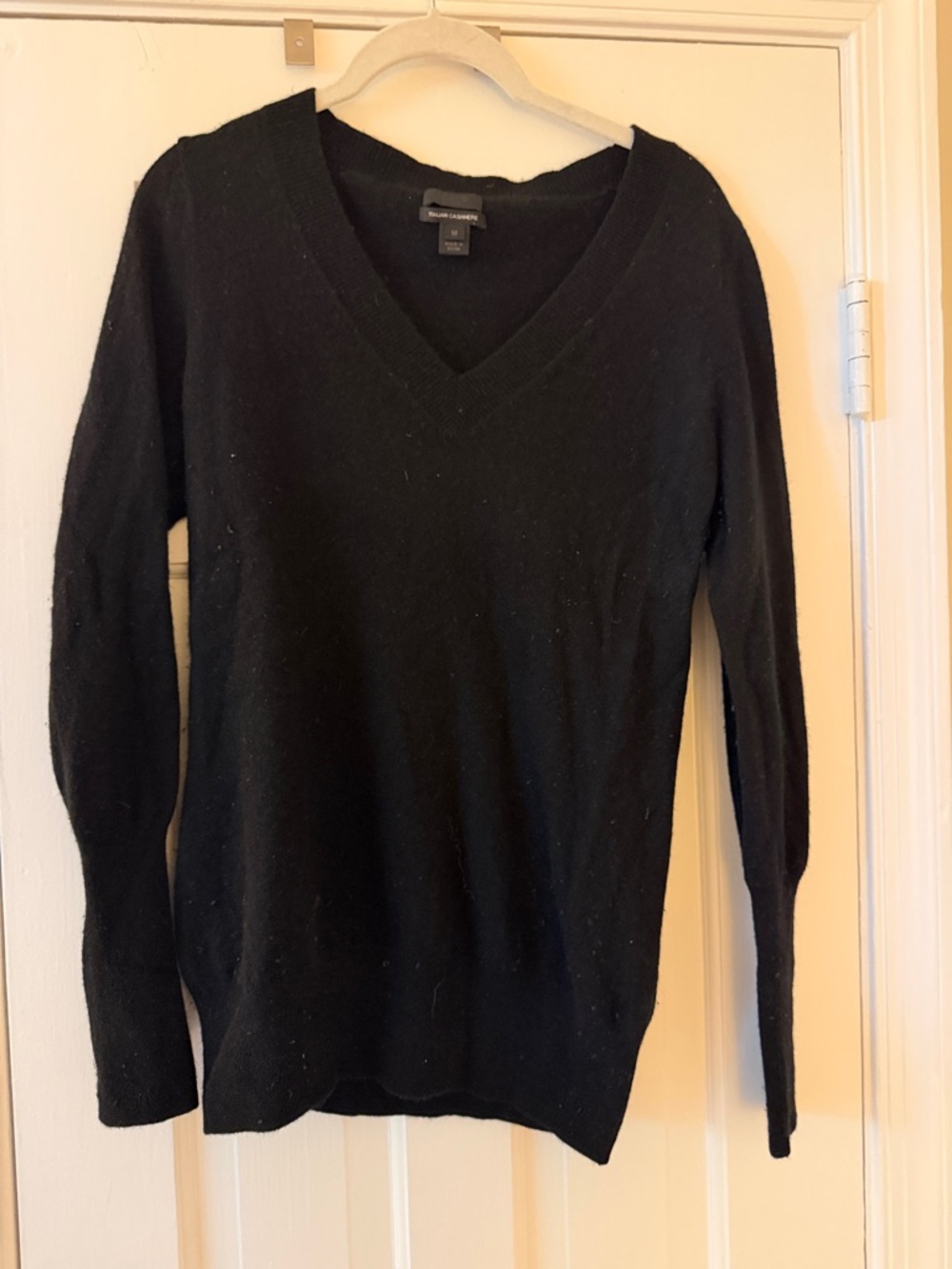 J Crew Classic Black V-Neck cashmere Women's Sweater size M